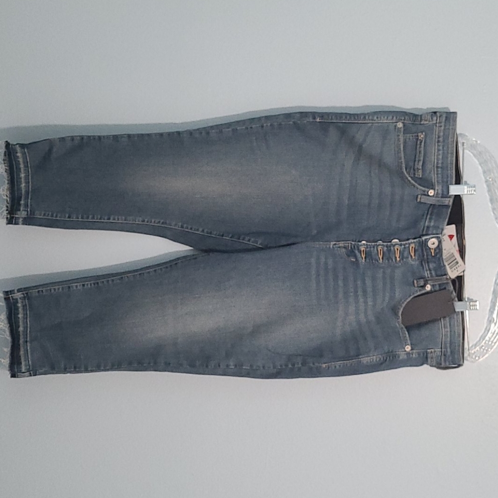 Crop Pants